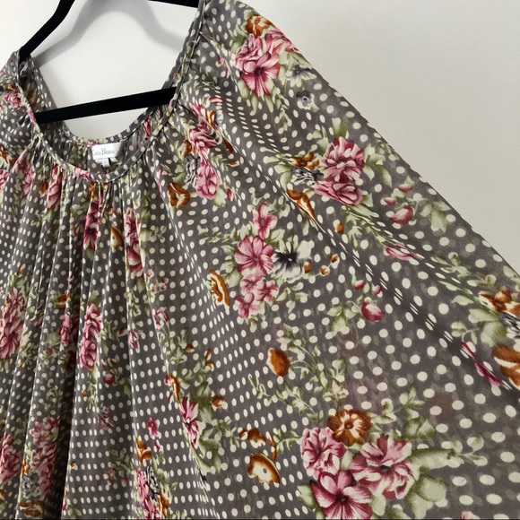 🛍 3/$45 Costa Blanca Boho Floral Flowy Blouse - Picture 2 of 4